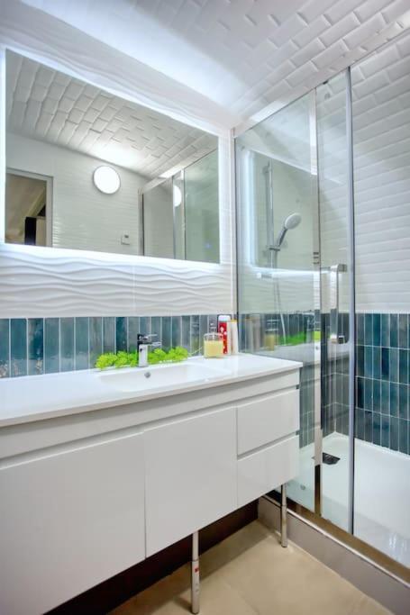 Le Nid Parisien Triplex Cosy Et Chaleureux Daire Dış mekan fotoğraf