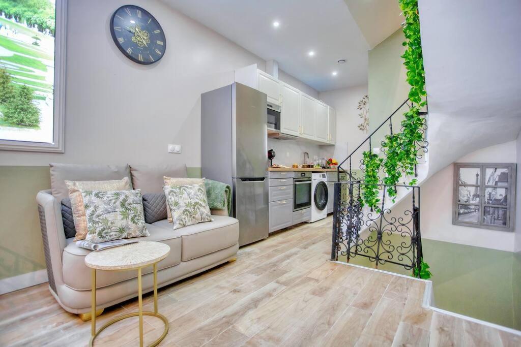 Le Nid Parisien Triplex Cosy Et Chaleureux Daire Dış mekan fotoğraf