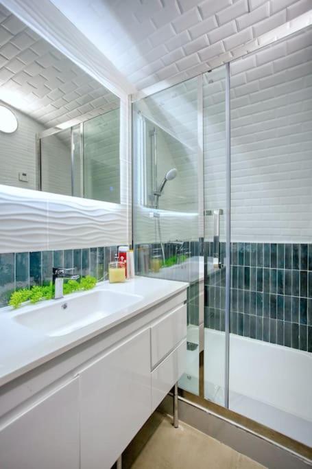 Le Nid Parisien Triplex Cosy Et Chaleureux Daire Dış mekan fotoğraf