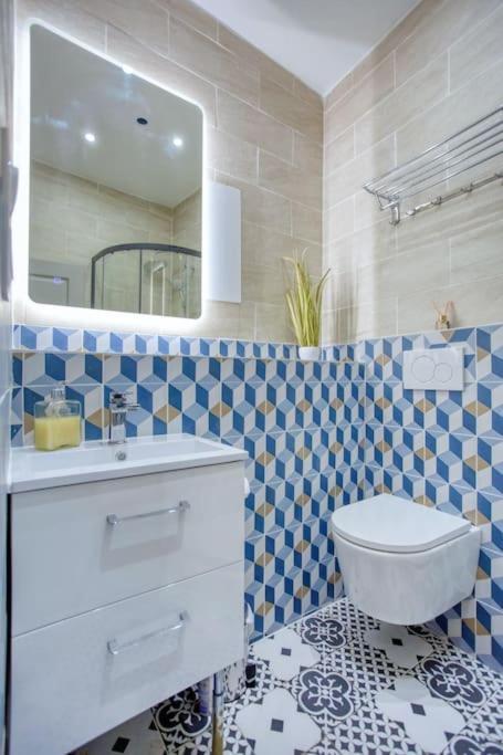 Le Nid Parisien Triplex Cosy Et Chaleureux Daire Dış mekan fotoğraf
