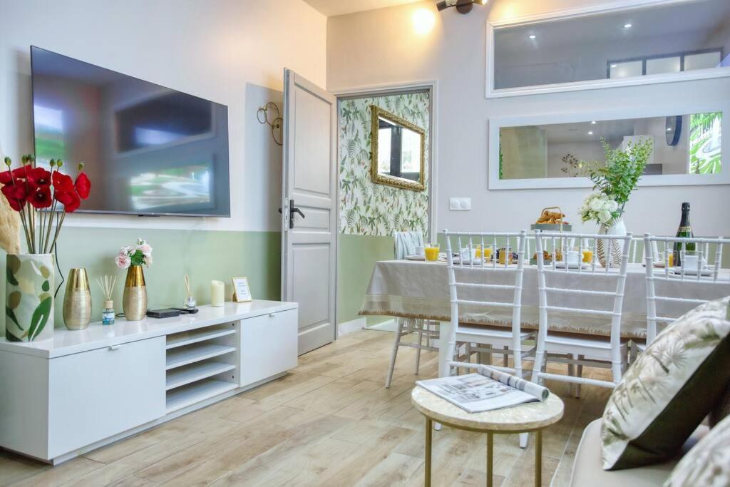 Le Nid Parisien Triplex Cosy Et Chaleureux Daire Dış mekan fotoğraf